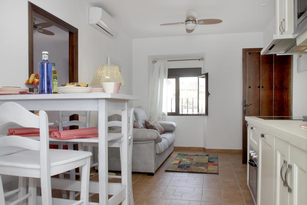Apartamentos San Fernando 76 قرطبة المظهر الخارجي الصورة